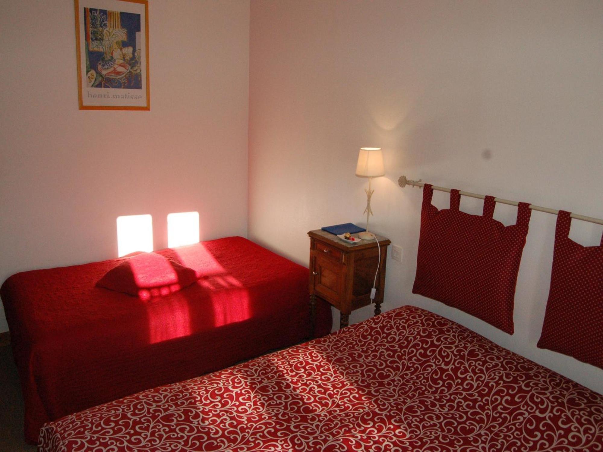 Hotel Du Donjon Aulnay  Camera foto