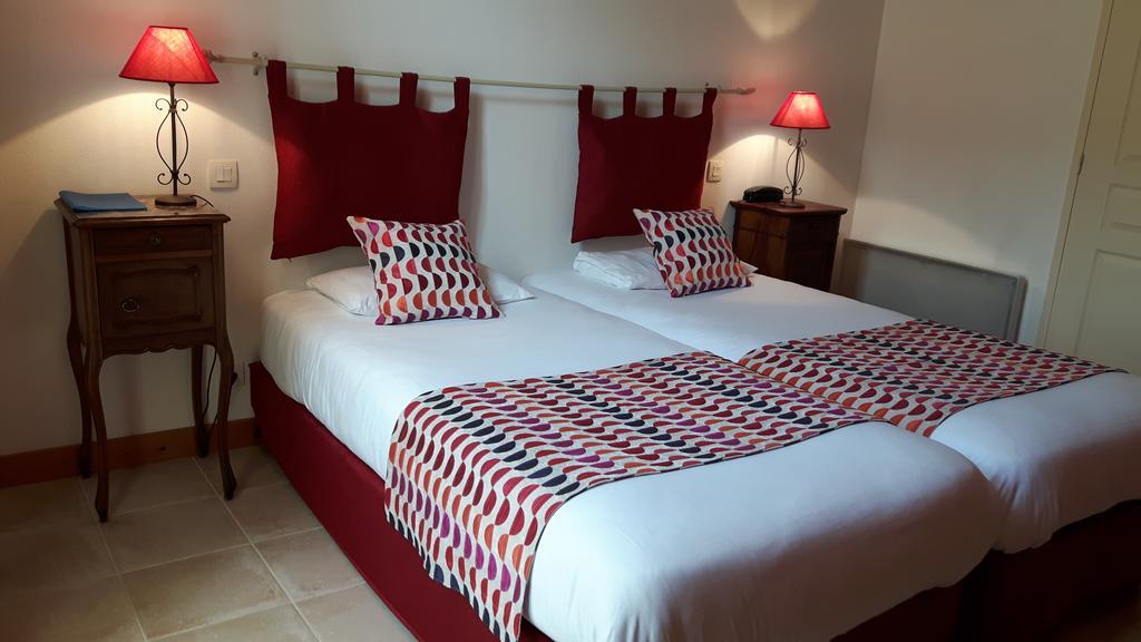Hotel Du Donjon Aulnay  Esterno foto