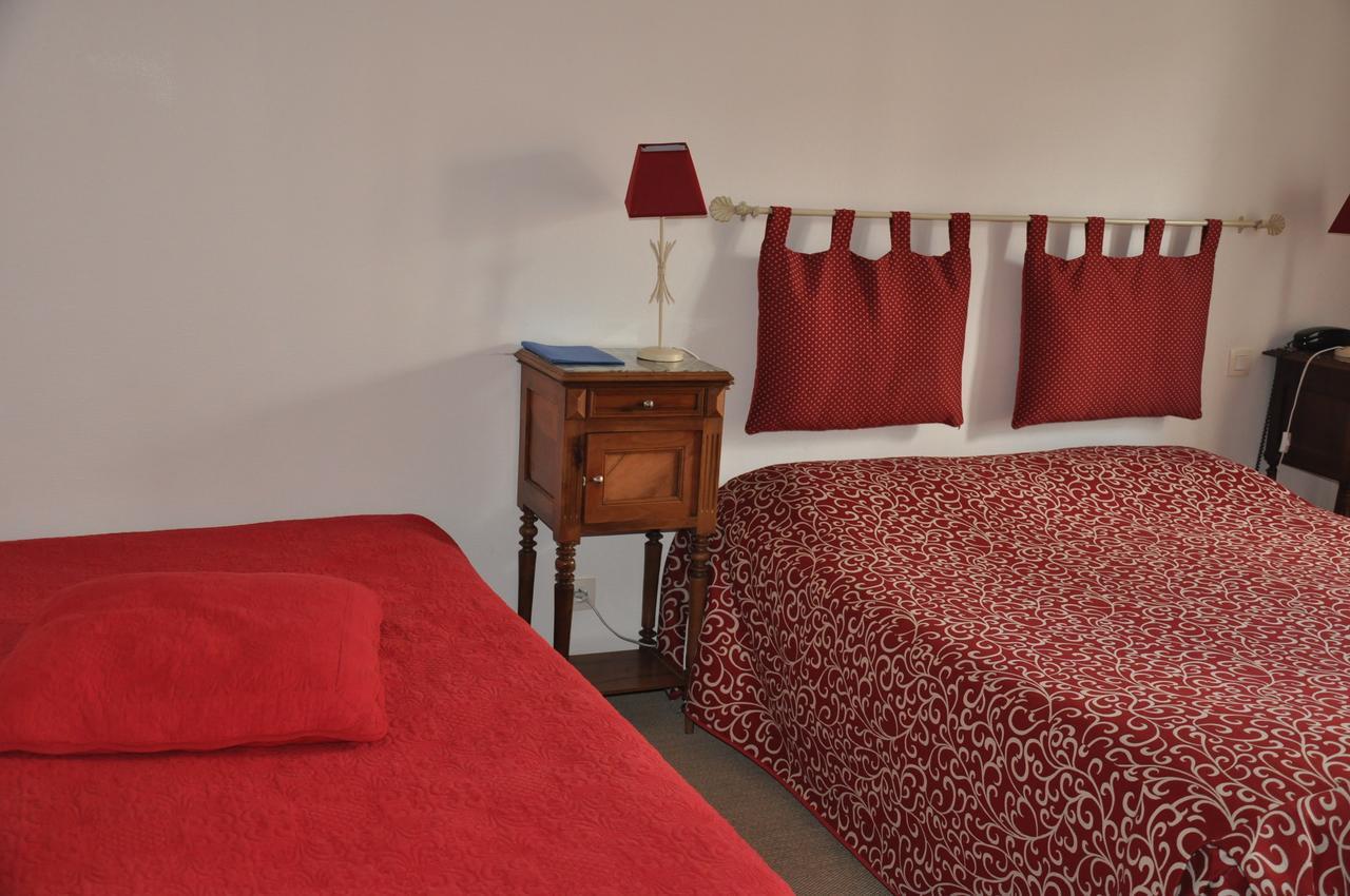 Hotel Du Donjon Aulnay  Esterno foto