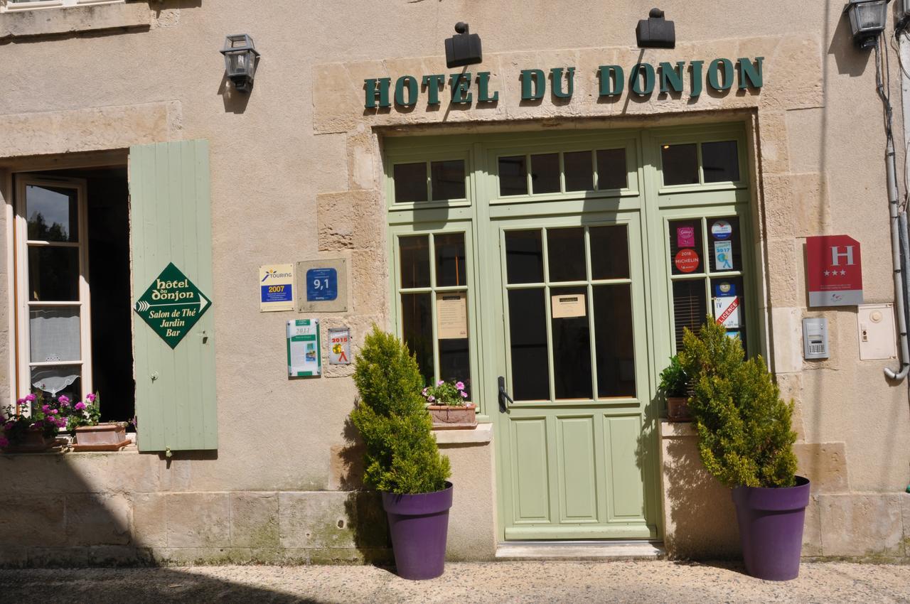 Hotel Du Donjon Aulnay  Esterno foto