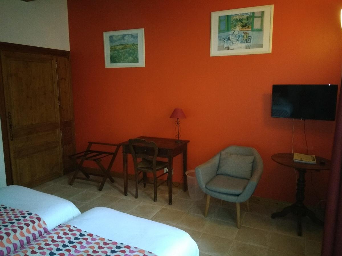 Hotel Du Donjon Aulnay  Esterno foto